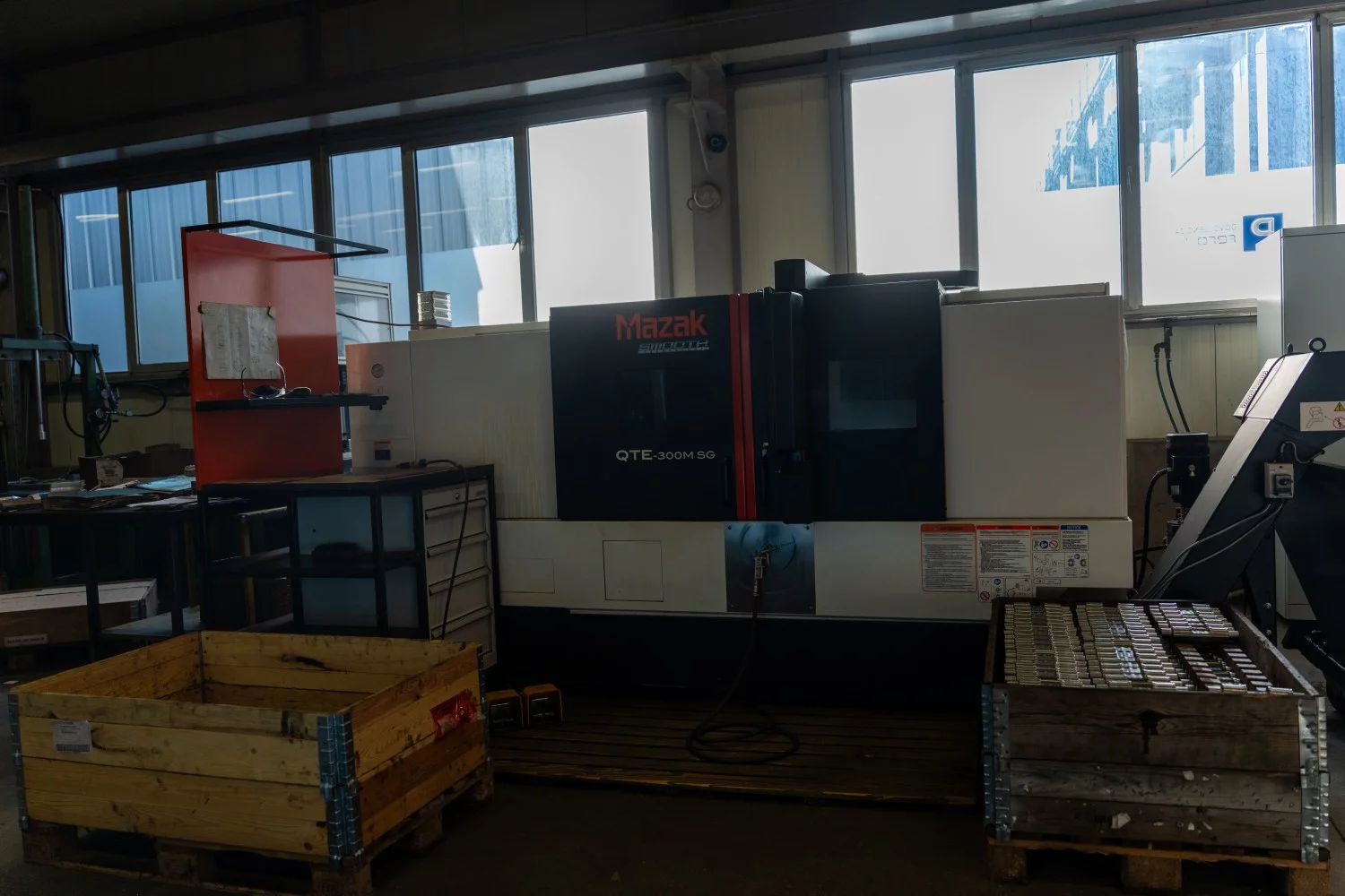 Mazak QTE-300 M SG 1000U - leistungsstarke Drehmaschine für Serienfertigung